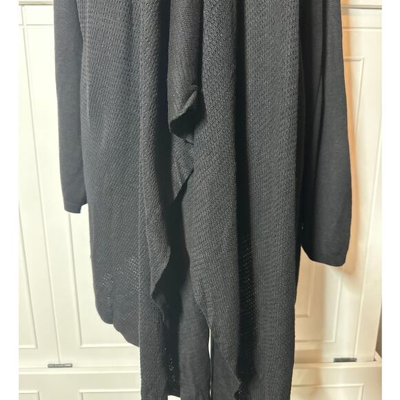 Torrid Open‑Front Cardigan Asymmetrical Long Sleeve Size 6 = 6X Black Office - Picture 3 of 13